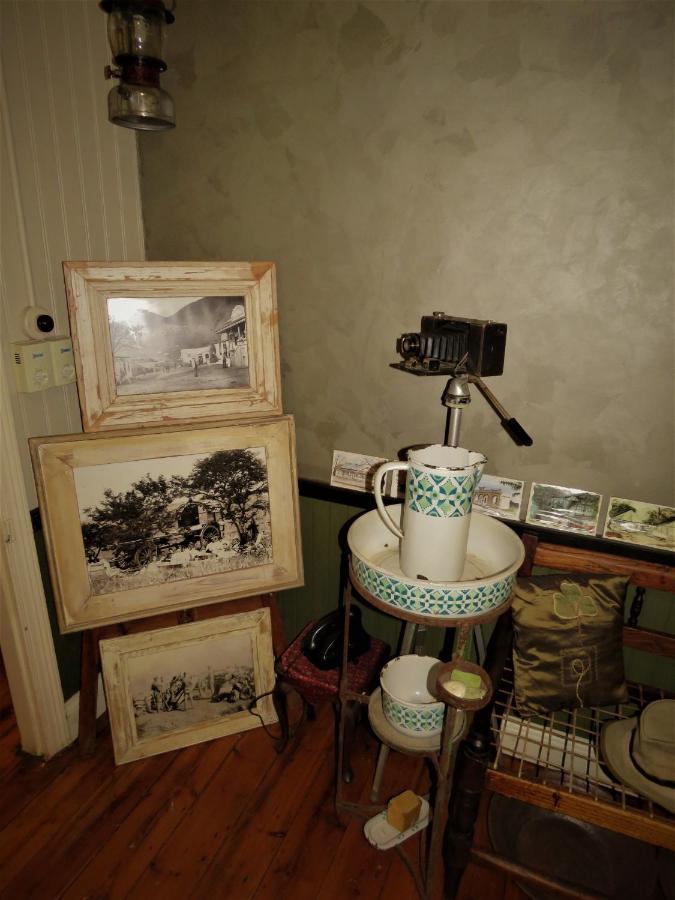 Fountain Baths Guest Cottages バーバートン エクステリア 写真