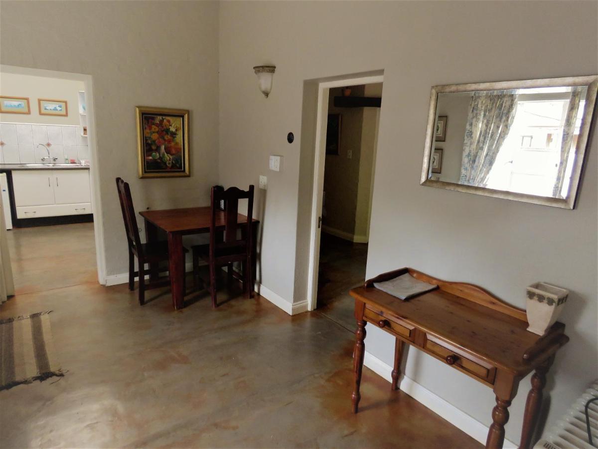 Fountain Baths Guest Cottages バーバートン エクステリア 写真
