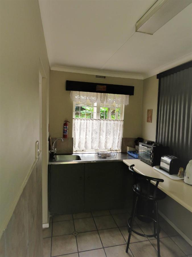 Fountain Baths Guest Cottages バーバートン エクステリア 写真
