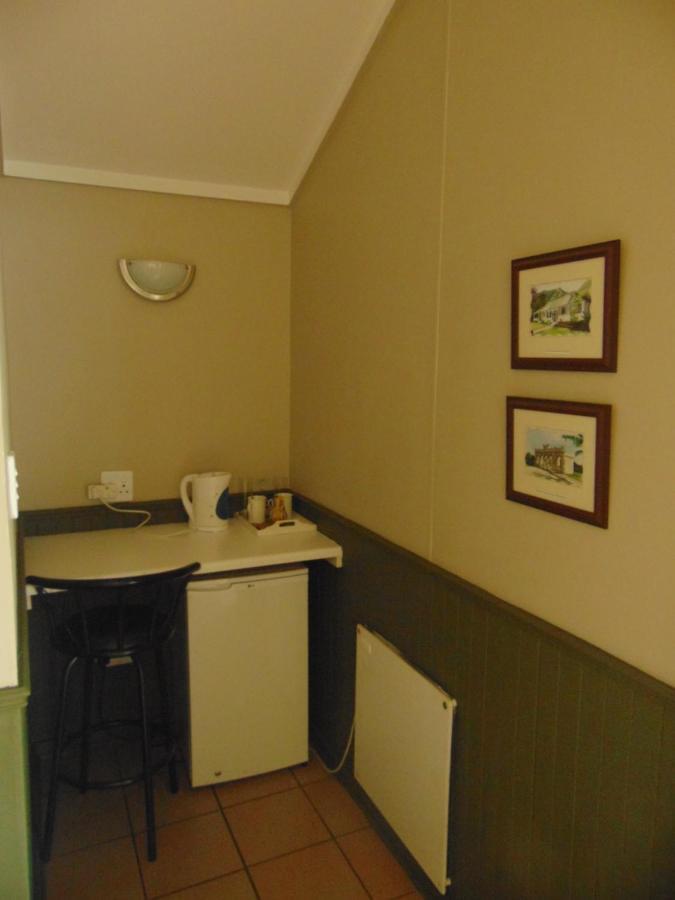 Fountain Baths Guest Cottages バーバートン エクステリア 写真
